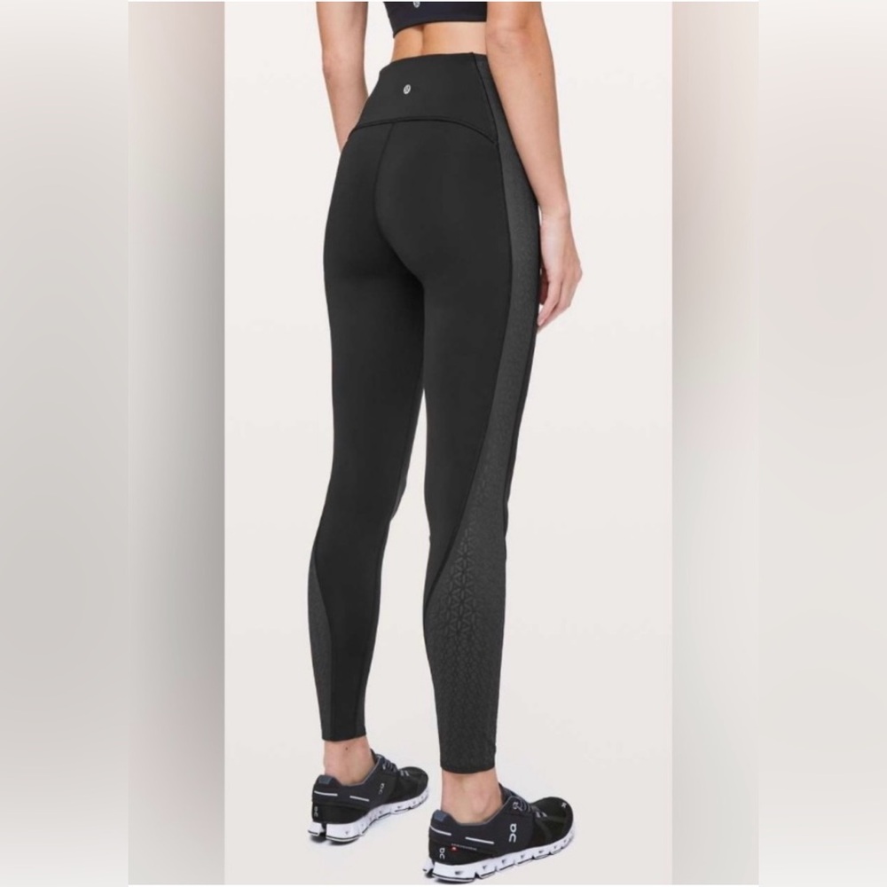 Lululemon Strength & Sweat Tight 28” Black size 8